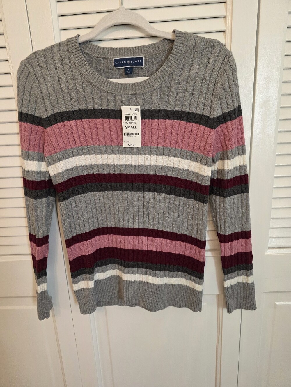 NWT Karen Scott Grey Cable-Knit Crewneck Sweater with Pink And Burgundy  Stripes
